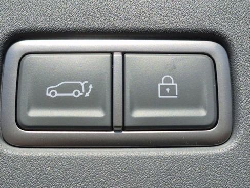 New 2026 Kia EV9 Land image 16