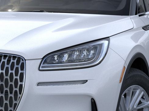 New 2026 Lincoln Corsair Premiere image 17