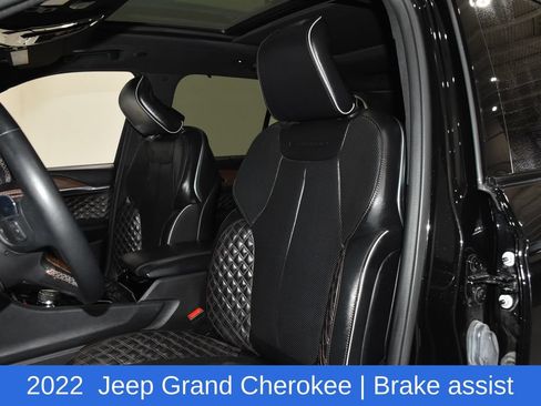Used 2022 Jeep Grand Cherokee Summit w/ Adv Protech Group IV AWD/4WD image 24