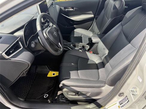 Certified 2025 Toyota Corolla XLE image 21