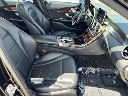 Used 2015 Mercedes-Benz C 300 4MATIC Sedan image 9