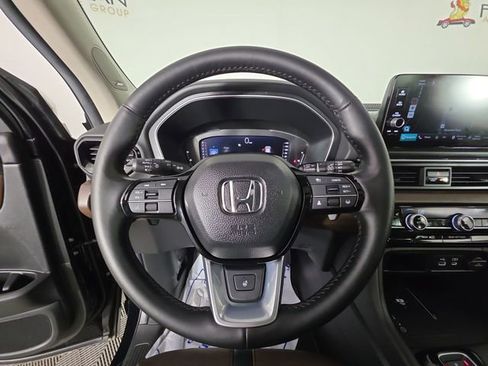 Used 2024 Honda Pilot Elite image 26