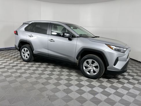 Used 2023 Toyota RAV4 LE image 8
