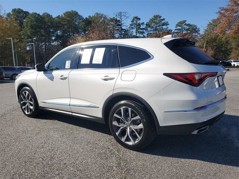 Certified 2024 Acura MDX FWD w/ Technology Package image 7