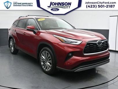 Used 2025 Toyota Highlander Platinum