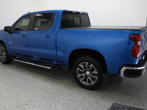 Used 2024 Chevrolet Silverado 1500 LT w/ Texas Edition Plus AWD/4WD image 9