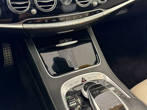 Used 2019 Mercedes-Benz S 560 Sedan image 28