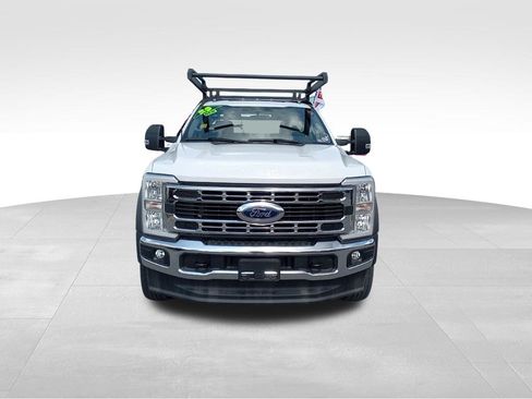 New 2023 Ford F550 4x4 Regular Cab Super Duty image 2