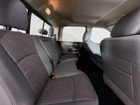 Used 2017 RAM 2500 SLT w/ Luxury Group AWD/4WD image 29