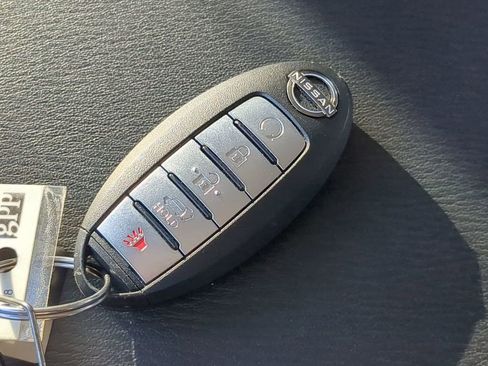 Certified 2024 Nissan Armada Platinum w/ Captain's Chairs Package image 29