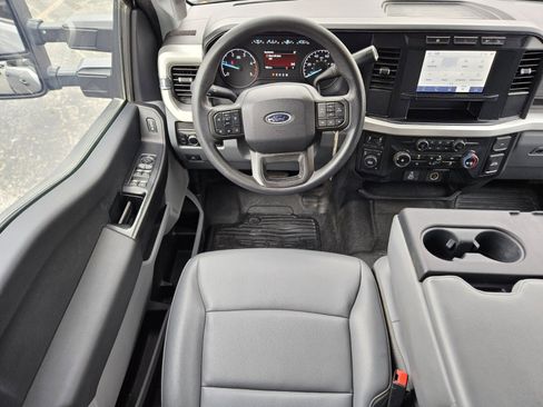 Certified 2024 Ford F450 XL w/ XL Driver Assist Package image 15