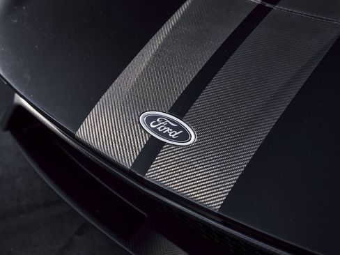 Used 2020 Ford GT Carbon Series RWD image 8