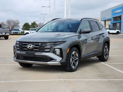 Used 2025 Hyundai Tucson SEL image 3