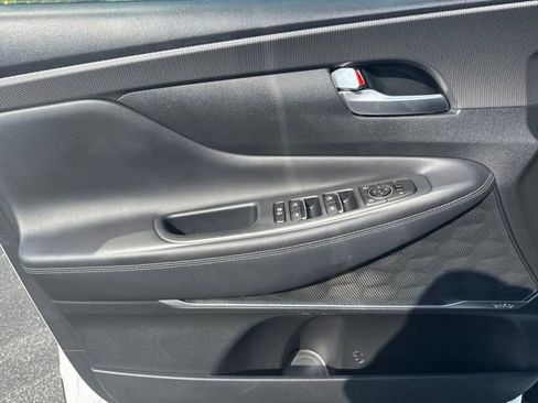 Used 2020 Hyundai Santa Fe SEL image 9