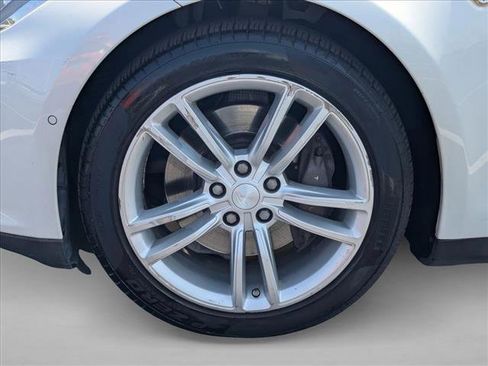 Used 2014 Tesla Model S 85 RWD image 24