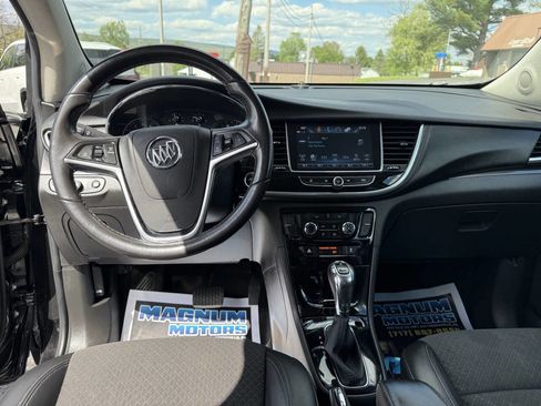 Used 2019 Buick Encore Sport Touring AWD/4WD image 17