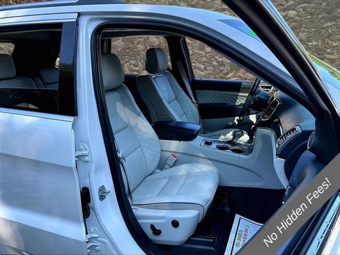 Used 2017 Jeep Grand Cherokee Summit AWD/4WD image 6