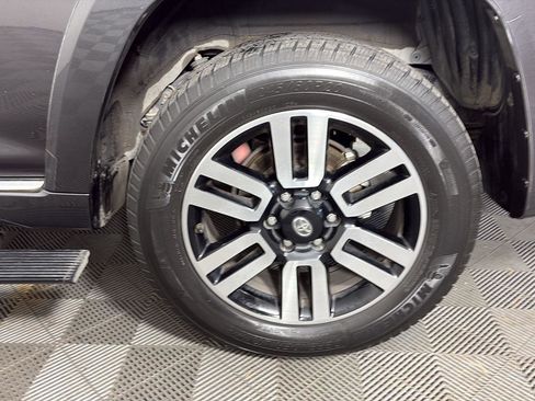 Used 2018 Toyota 4Runner Limited image 15
