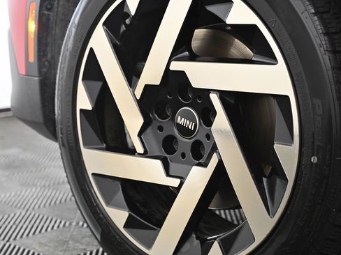 Certified 2025 MINI Cooper Countryman S image 37