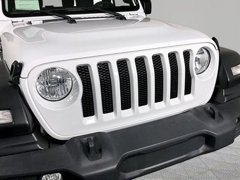 Used 2023 Jeep Wrangler Sport AWD/4WD image 26