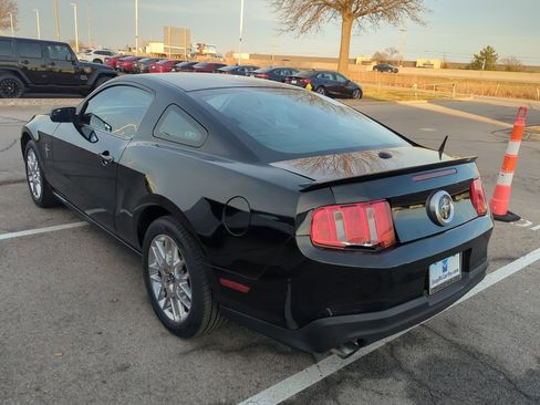 Used 2012 Ford Mustang Premium image 7