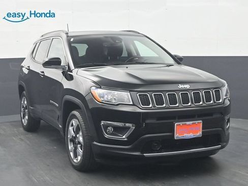 Used 2021 Jeep Compass Limited w/ Sun and Sound Group AWD/4WD image 2