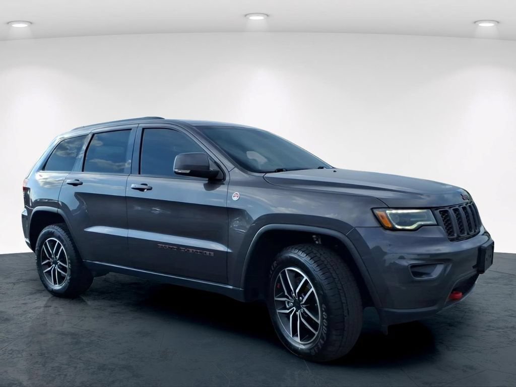 Used 2021 Jeep Grand Cherokee Trailhawk w/ Premium Lighting Group AWD/4WD image 4