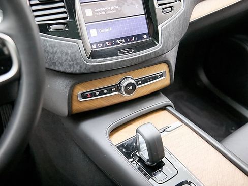 Used 2023 Volvo XC90 B6 Plus w/ Protection Package Premier image 16