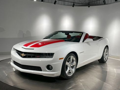 Used 2011 Chevrolet Camaro SS w/ RS Package image 2