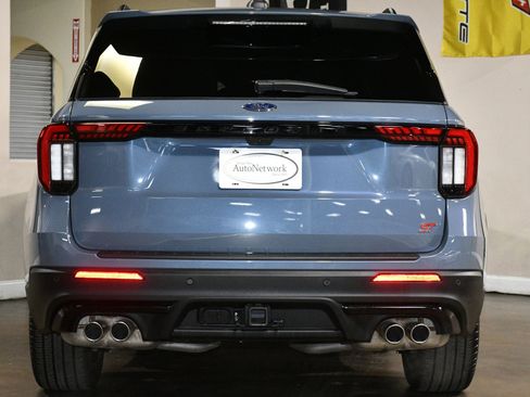 Used 2025 Ford Explorer ST w/ Sun And Sound Package AWD/4WD image 2