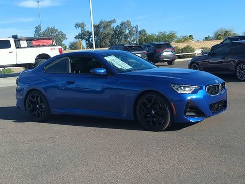 Used 2026 BMW 230i Coupe w/ Premium Package RWD image 4