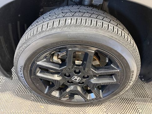 Used 2024 Honda Passport Black Edition image 45