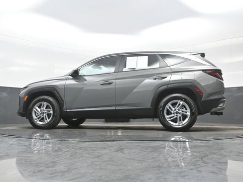 Certified 2026 Hyundai Tucson SE image 26