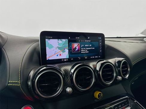 Used 2020 Mercedes-Benz AMG GT R w/ Exclusive Interior Package image 8