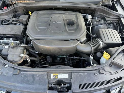 Used 2020 Jeep Grand Cherokee Altitude AWD/4WD image 33