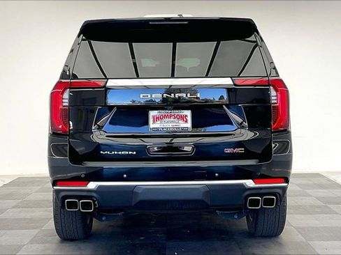 Used 2025 GMC Yukon Denali image 3
