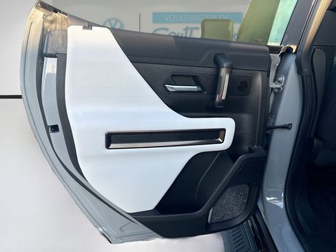 Used 2024 GMC Hummer EV 3X image 26