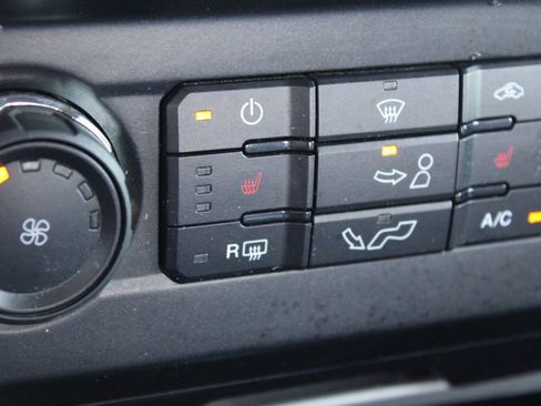 Used 2018 Ford F150 XLT w/ Equipment Group 302A Luxury image 38