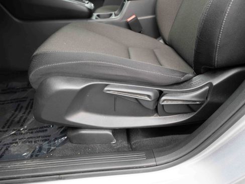 Used 2024 Honda CR-V LX image 12