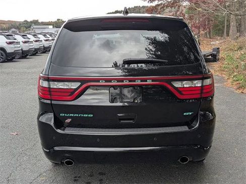 Certified 2022 Dodge Durango GT image 4