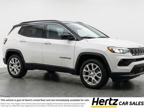 Used 2025 Jeep Compass Limited AWD/4WD image 1
