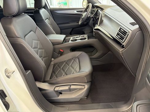 New 2026 Volkswagen Atlas Cross Sport SE AWD/4WD image 29