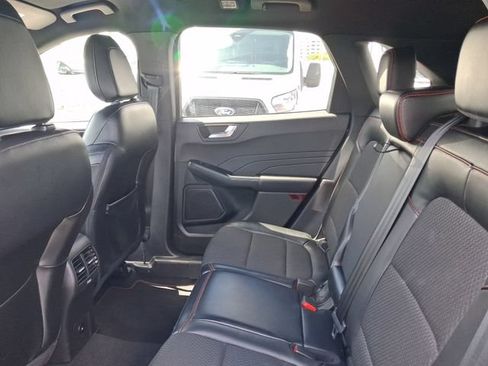 Used 2023 Ford Escape ST-Line w/ Tech Pack #1 FWD image 6
