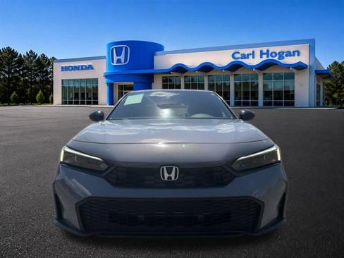 Used 2025 Honda Civic Sport image 9