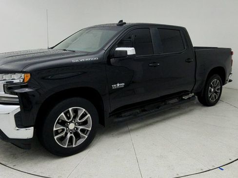 Used 2020 Chevrolet Silverado 1500 LT w/ Texas Edition RWD image 4