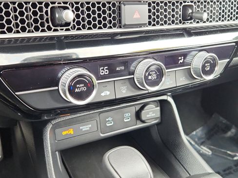 Used 2025 Honda Civic Sport image 15