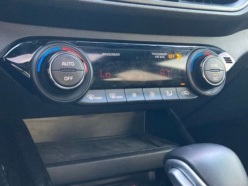 Used 2022 Kia Forte GT-Line w/ GT-Line Premium Package FWD image 23