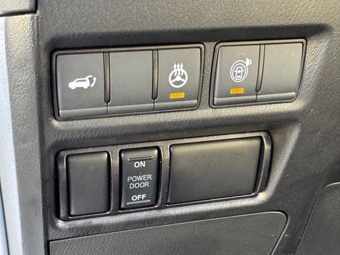 Certified 2024 Nissan Armada SL w/ Captain's Chairs Package image 17