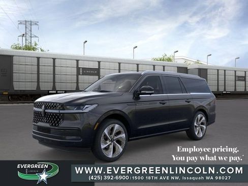 New 2026 Lincoln Navigator L Black Label AWD/4WD image 1