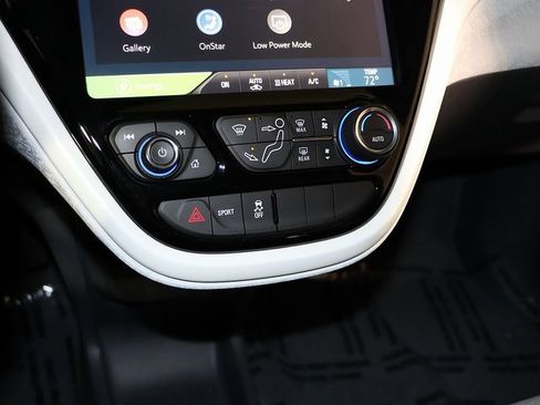 Used 2020 Chevrolet Bolt LT image 20